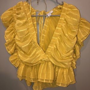yellow flowy top